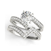 Carved Gallery Solitaire Solitaire Round Brilliant Cut Diamond Engagement Ring(  0.74 CTW)