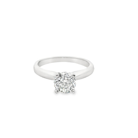 canadian-four-prongs-setting-solitaire-diamond-one-carat-diamond-rings-vancouver-engagement-ring-fame-diamonds