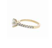 1-ct-round-lab-diamond-6-claws-side-diamonds-engagement-ring-18k-yellow-gold-fame-diamonds