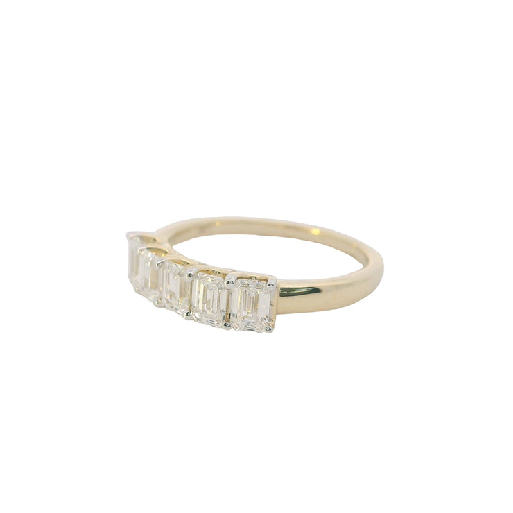  Analyzing image      1-ctw-emerald-cut-5-stone-diamond-ring-yellow-gold-fame-diamonds