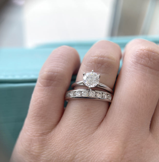 1-ctw-natural-round-diamond-wedding-band-Vancouver-Fame-Diamonds