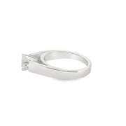unique-polar-bear-solitaire-engagement-ring-fine-jewelry-store-vancouver-fame-diamonds