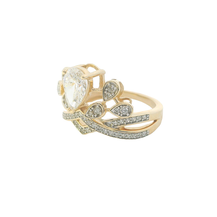 18k-yellow-gold-fancy-crown-pear-and-round-diamond-cocktail-ring-fame-diamonds