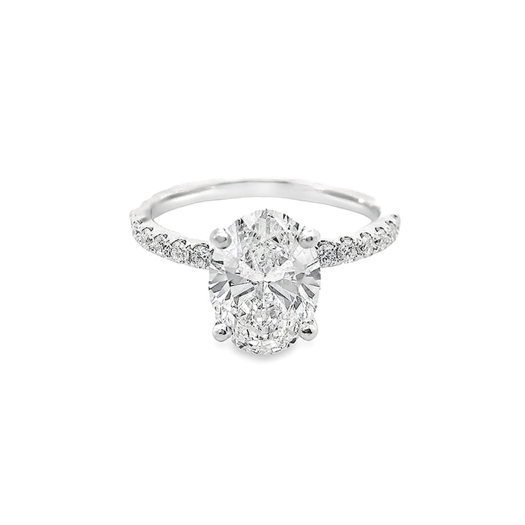 2-ct-lab-diamond-oval-brilliant-solitaire-side-diamond-engagement-ring-Fame-Diamonds