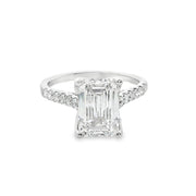 2.6-ct-emerald-cut-petal-design-setting-natural-side-diamonds-Fame-Diamonds