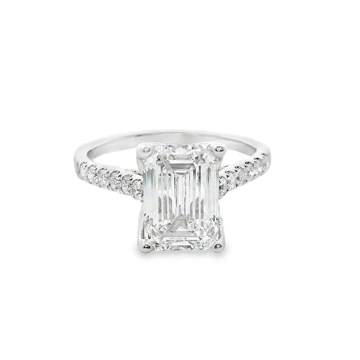 2.6-ct-emerald-cut-petal-design-setting-natural-side-diamonds-Fame-Diamonds
