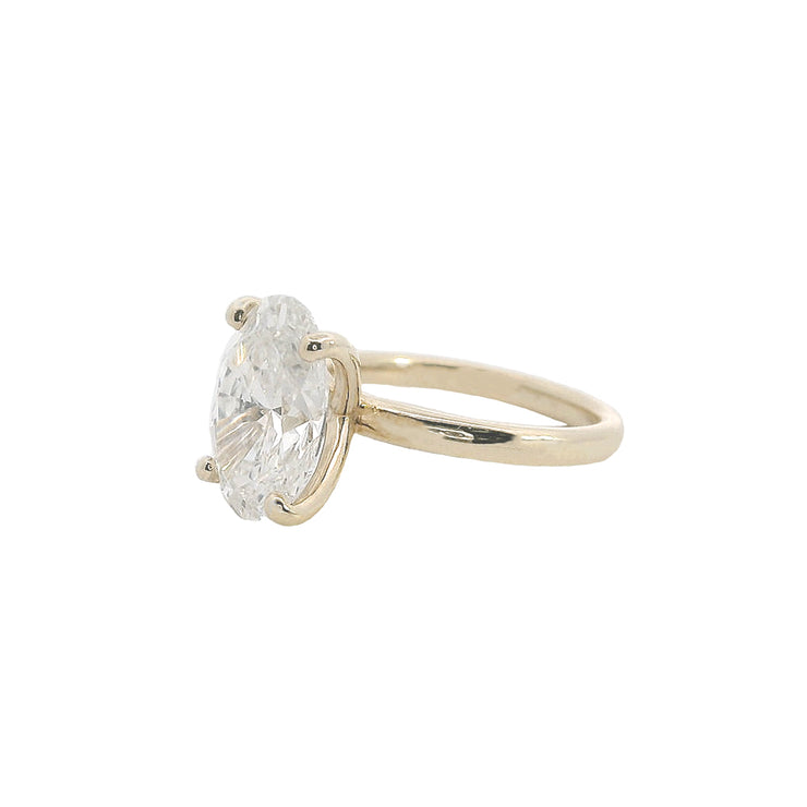3 ct Classic Oval Brilliant Lab-Grown 18K Yellow Gold Solitaire Diamond Engagement Ring