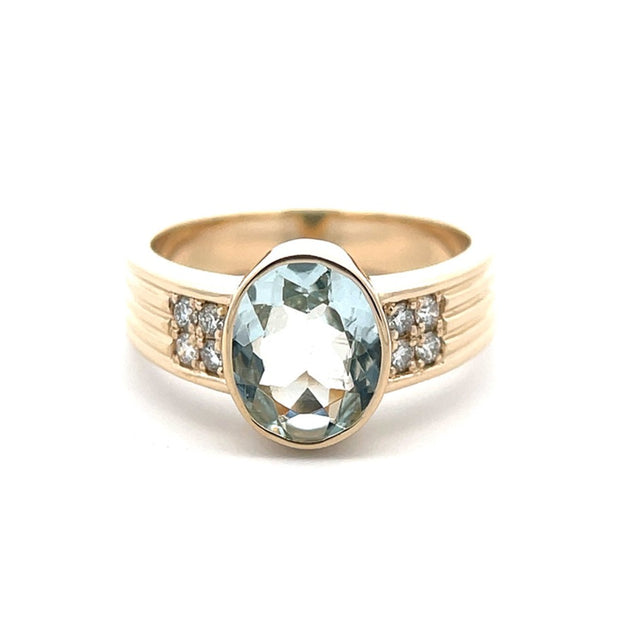 Aqua-marine-and-diamond-engagement-ring-Fame-Diamonds-Vancouver