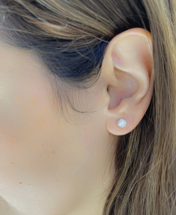 1 ctw Screw-Back Round Brilliant Cut Lab Diamond Stud Earrings