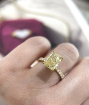 best-selling-diamond-engagement-rings-Vancouver-Fame-Diamonds