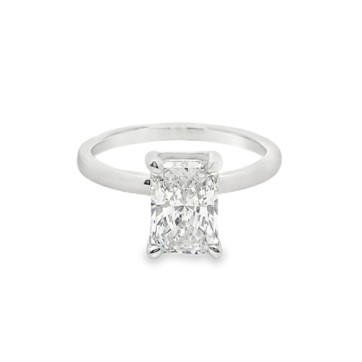 classic-radiant-cut-labgrown-engagement-park-royal-fame-diamonds