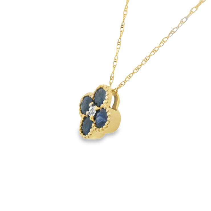 clover-pendant-best-seller-gemstone-birthstone-gifts-for-her-Canada-Fame-Diamonds