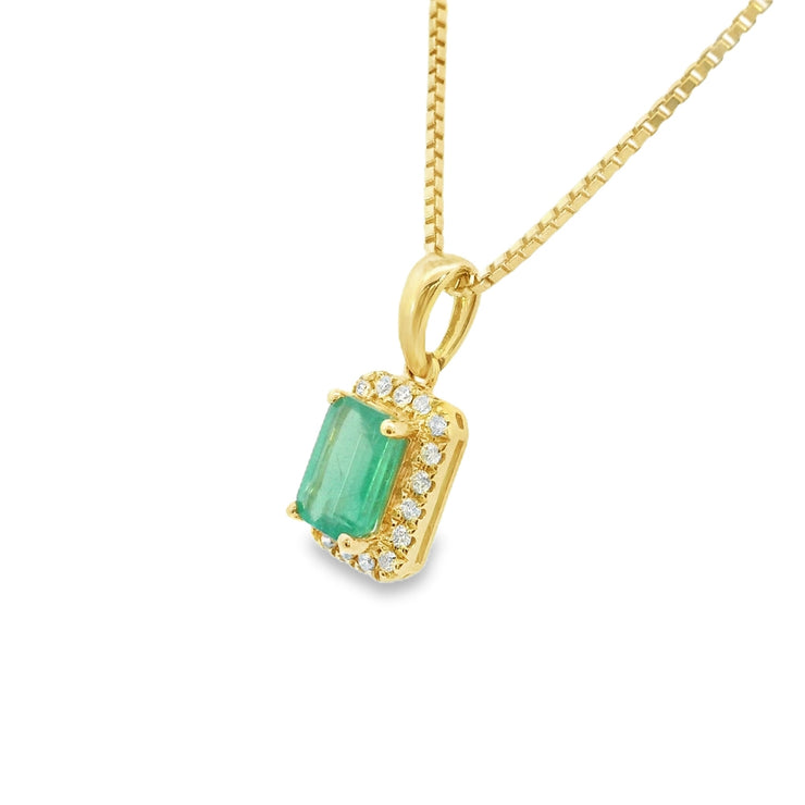 gifts-for-her-birthstone-and-diamond-pendant-Vancouver-Fame-Diamonds