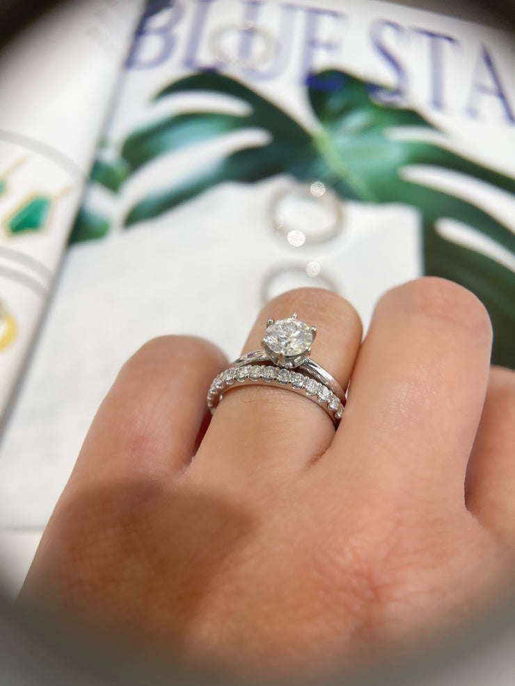 half-a-carat-round-classic-natural-diamond-wedding-ring-white-gold-Fame-Diamonds-18k-white-gold