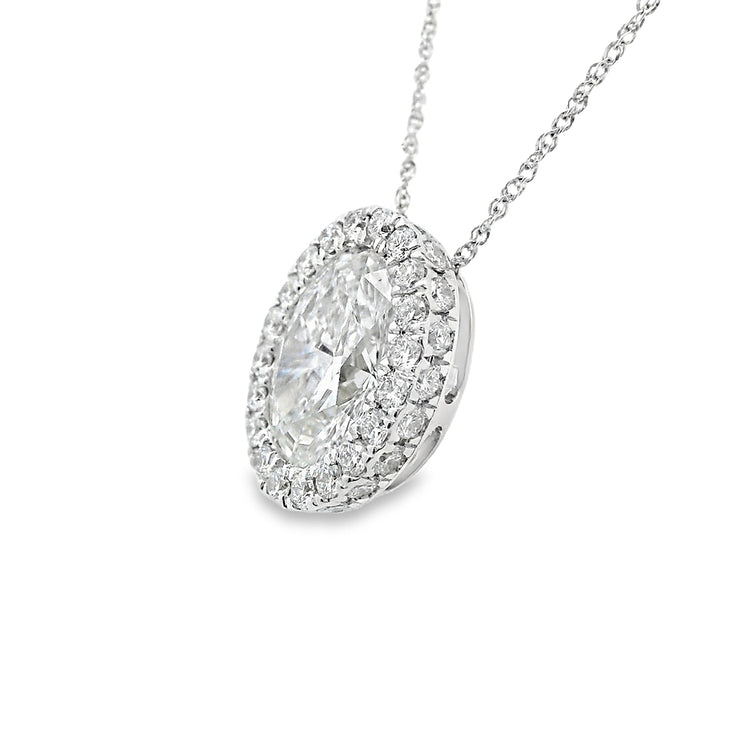 most-popular-diamond-pendant-Vancouver-Parkroyal-mall-Jewelry-store-Fame-Diamonds