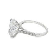 most-popular-oval-diamond-engagement-rings-Vancouver-Fame-Diamonds