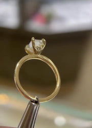 2.15-ct-emerald-cut-lab-grown-diamond-kissing-diamond-engagement-ring-Fame-Diamonds-Vancouver