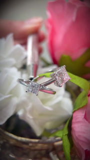  Analyzing image     1.5-lab-diamond-engagement-ring-princess-cut-solitaire-low-profile-fame-diamonds