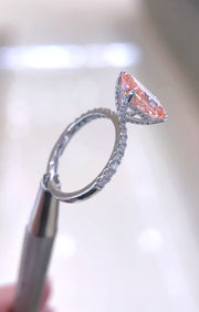 top-10-lab-diamond-engagement-rings-Canada-2025-radiant-solitaire-free-ring-sizing