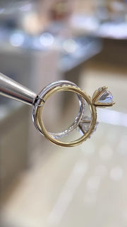 2-ct-oval-lab-diamond-solitaire-with-natural-accent-diamonds-yellow-gold-18k-fame-diamonds