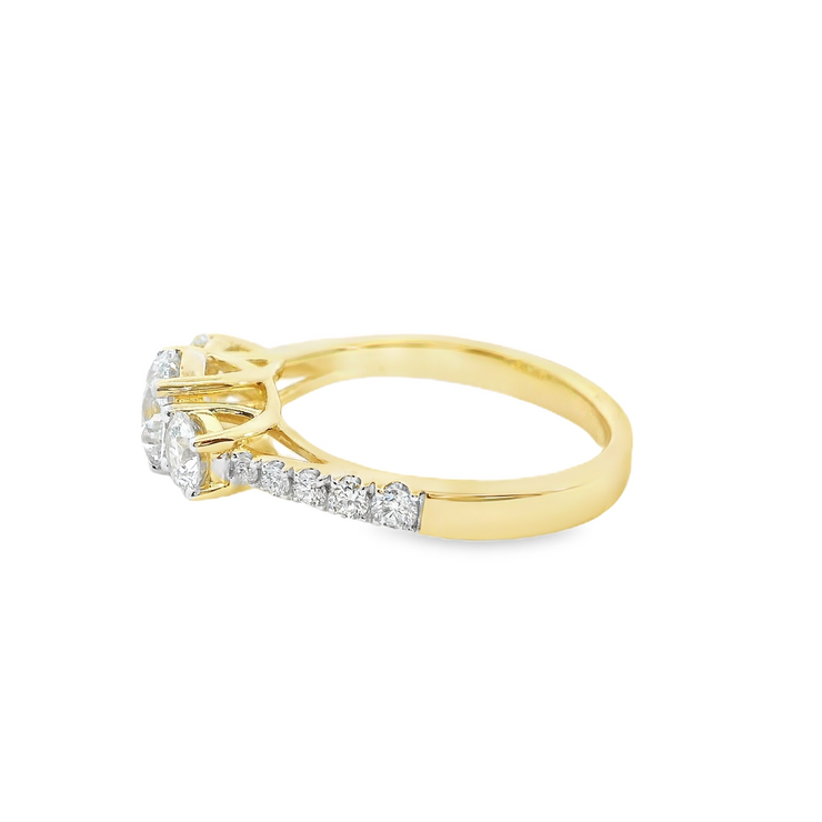 round-three-stone-14k-yellow-gold-side-diamonds-Fame-Diamonds