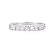 14k-white-gold-0-25-ctw-round-diamond-wedding-band-famediamonds