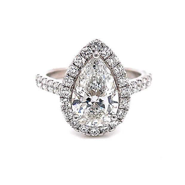 2.67-ctw-pear-halo-IGI-certified-lab-grown-diamond-halo-side-diamond-engagement-ring-fame-diamonds