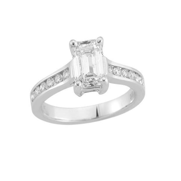 14-k-white-gold-emerald-cut-solitaire-round-channel-set-side-diamond-engagement-ring-fame-diamonds
