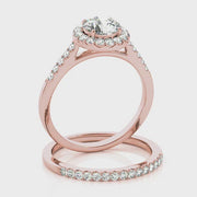 Round Brilliant Cut Halo Diamond Engagement Ring with Side Diamonds(  0.72 CTW)