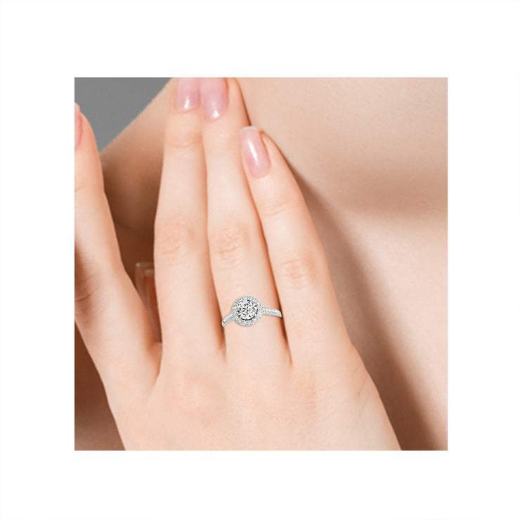 Round Brilliant Cut Halo Diamond Engagement Ring with Side Diamonds(  0.72 CTW)