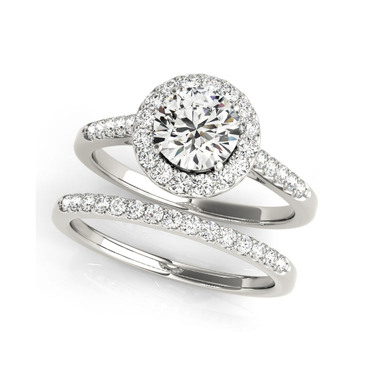 Round Brilliant Cut Halo Diamond Engagement Ring with Side Diamonds(  0.72 CTW)