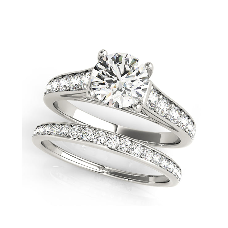Tapered Round Brilliant Cut Diamond Engagement Ring(  0.78 CTW)