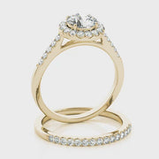 Round Brilliant Cut Halo Diamond Engagement Ring with Side Diamonds(  0.72 CTW)