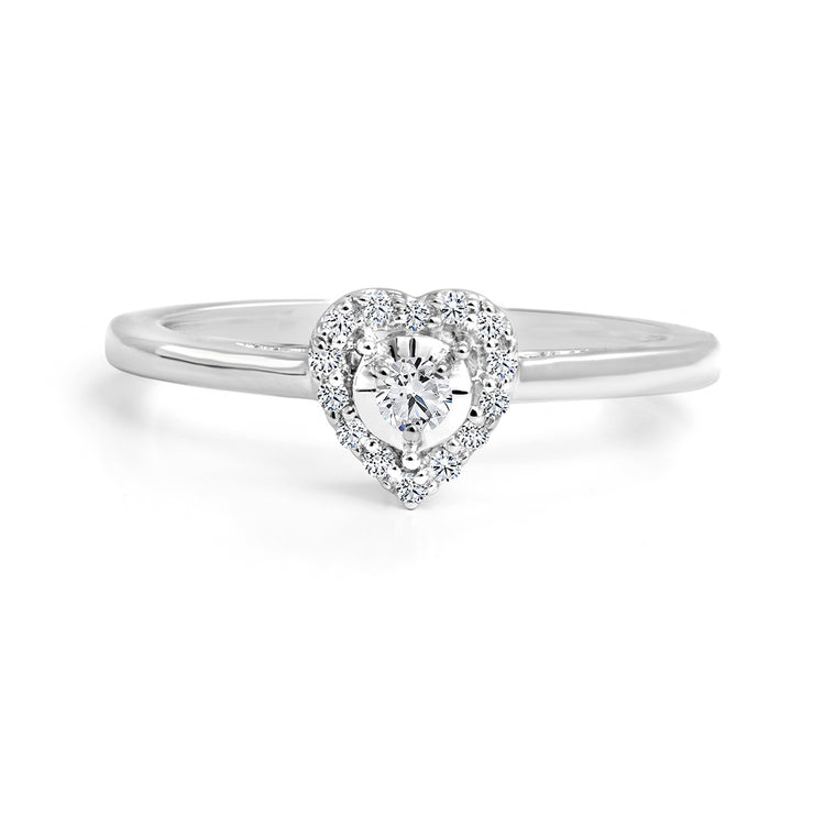 cr-r0534-heart-shaped-canadian-diamond-engagement-ring-fame-diamonds