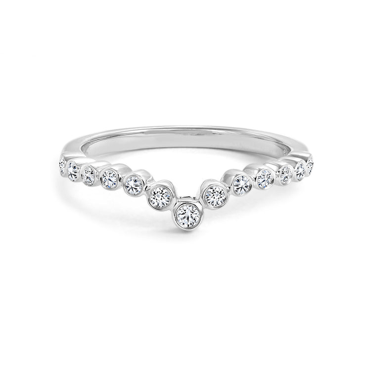 cr-r0c388-14k-white-gold-v-shape-bezel-set-canadian-diamond-wedding-band-famediamonds