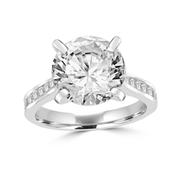 3.85ctw Custom-Made Solitaire Side-Diamond Engagement Ring