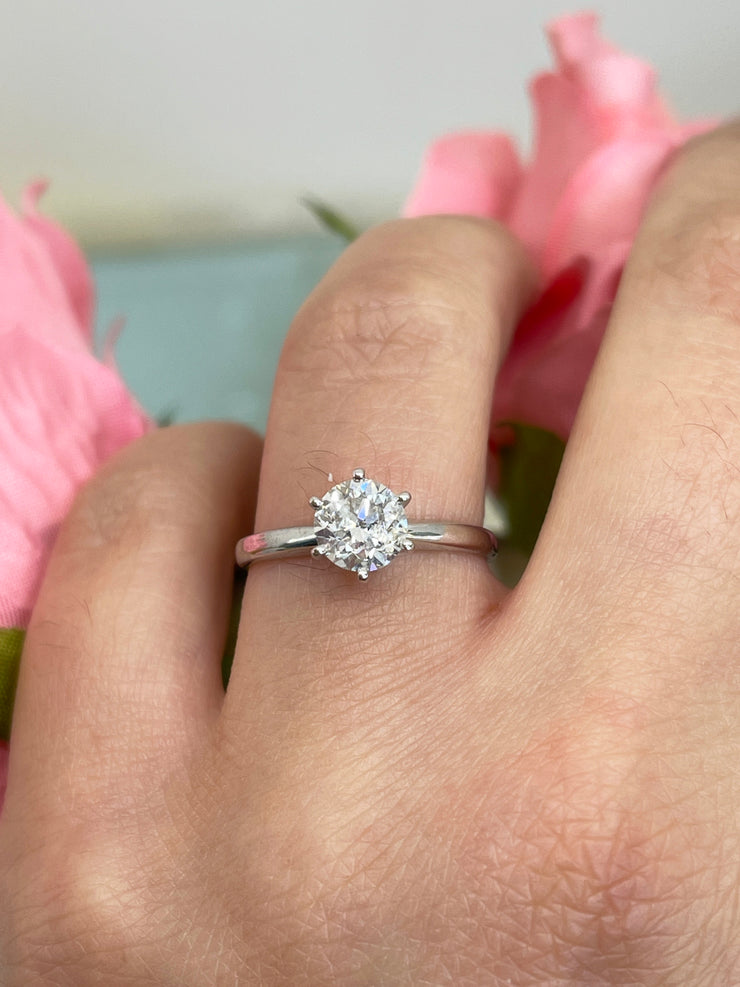 White Gold 6-Prong Solitaire Tapered Shank Setting
