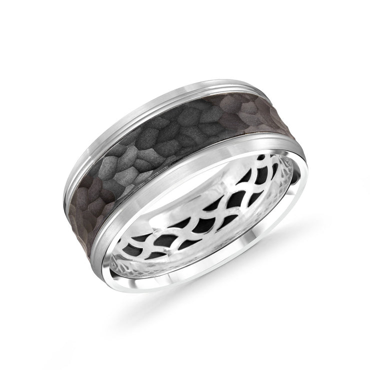 carbon-fiber-hammered-finish-14k-white-gold-carved-inlay-mens-wedding-band-9-mm-fame-diamonds