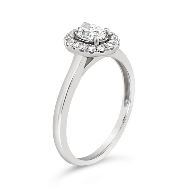 oval-halo-plain-band-diamond-engagement-ring-fame-diamonds