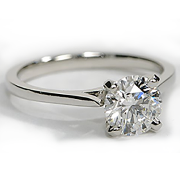 18 k White gold 2.03 ct GIA Certified solitaire ring