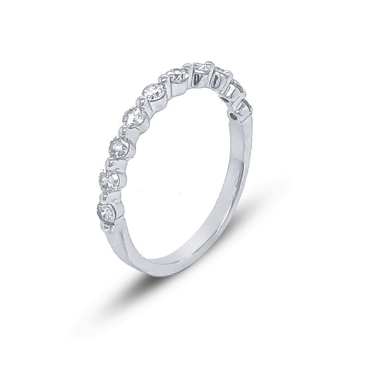 18k-2-prong-scalloped-edge-diamond-wedding-band-fame-diamonds