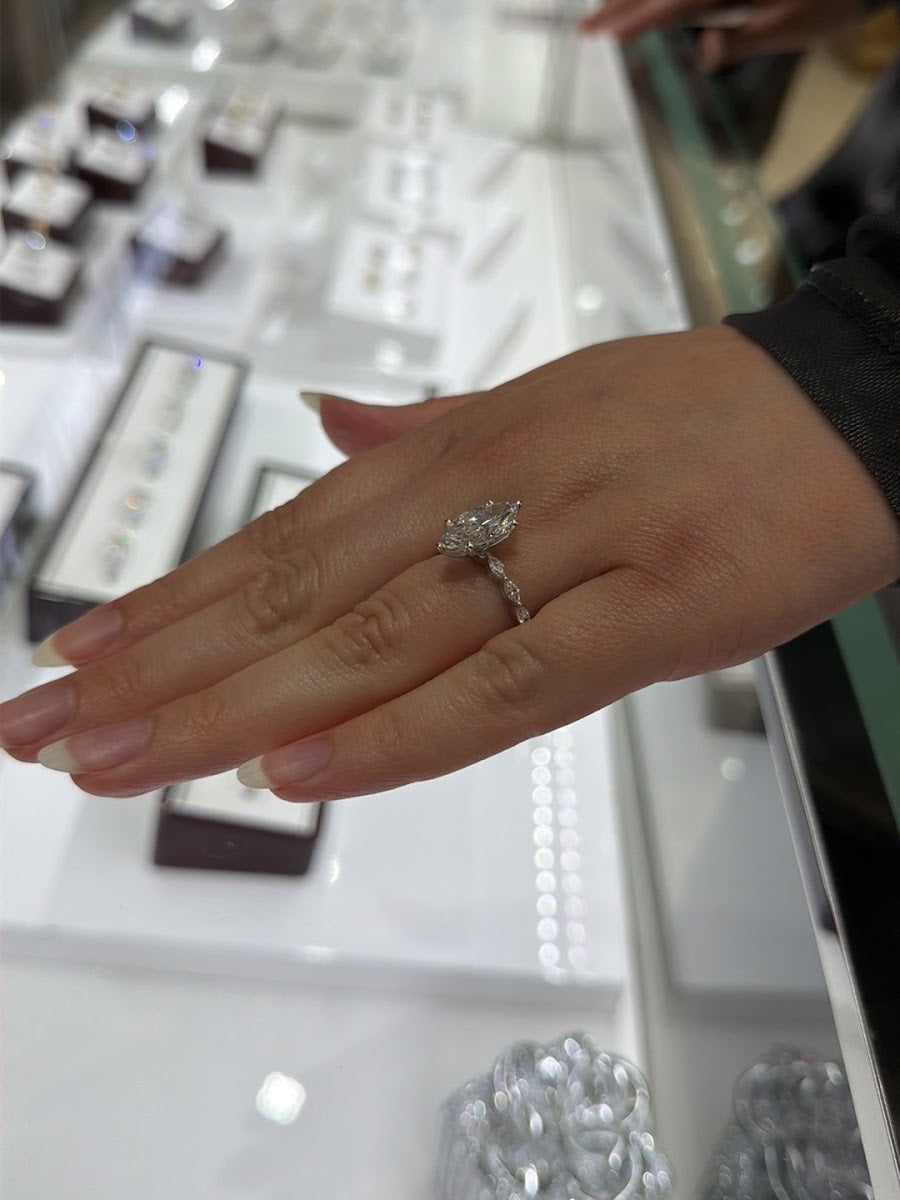 Custom Diamond Engagement Ring